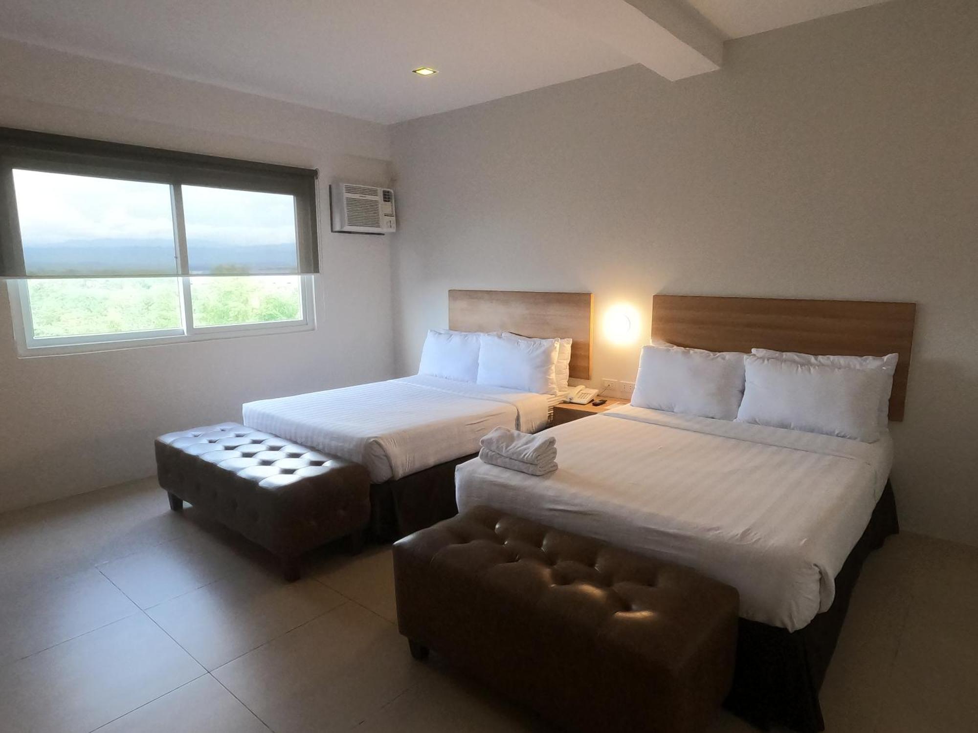 Mango Suites Tuguegarao City Εξωτερικό φωτογραφία