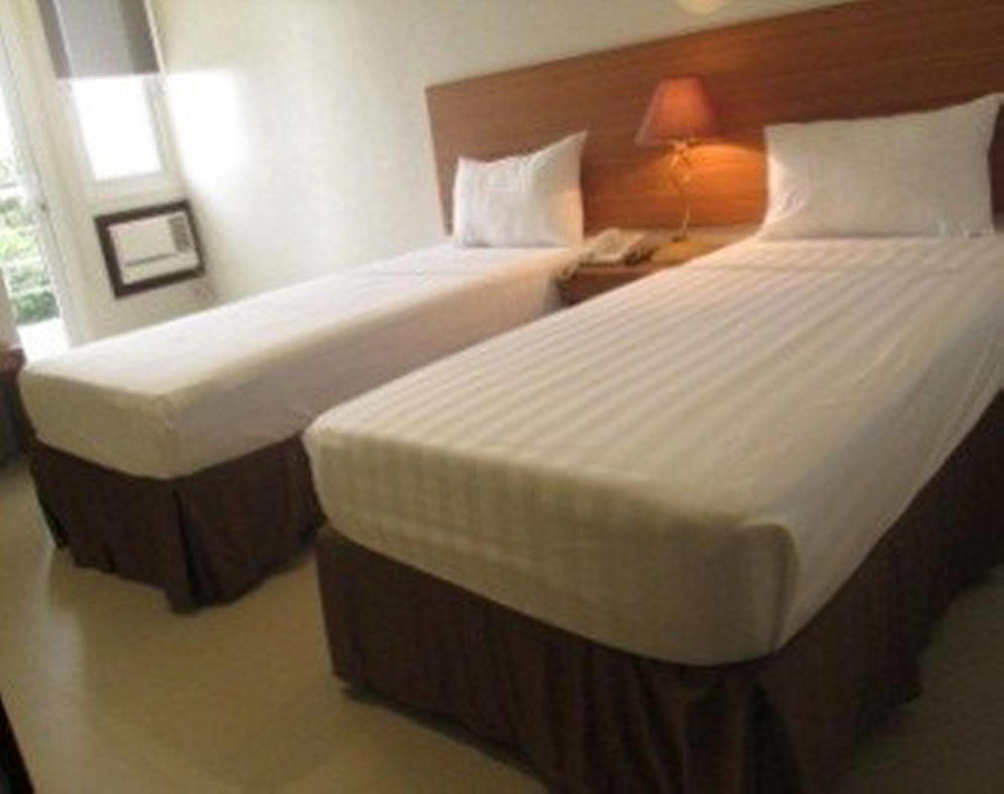 Mango Suites Tuguegarao City Εξωτερικό φωτογραφία