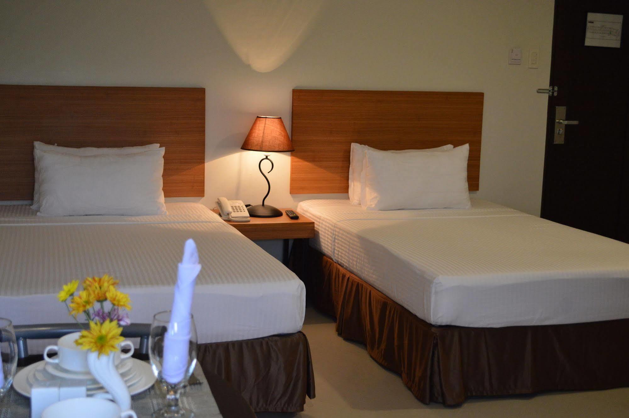 Mango Suites Tuguegarao City Εξωτερικό φωτογραφία